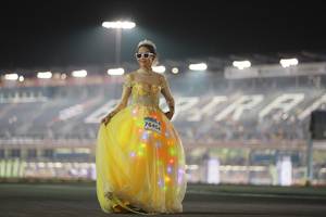 BIB: 76404
                            <button type="button" onclick="openModal(14012560)" class="btn btn-primary btn-sm float-right btn-popup" data-toggle="modal" data-target=".modal-high-quality">
                        <i class="fas fa-shopping-cart"></i> Add to Cart
                    </button>
                                            <button type="button" onclick="isThisMe(14012560, true)" class="btn btn-success btn-sm float-right btn-popup btn-isme hidden" data-toggle="tooltip" data-placement="bottom" title="นี่คือรูปของคุณใช่ไหม คลิกที่นี่เพื่อเอาเข้าอัลบั้ม">
                        <i class="fas fa-plus"></i> Add to album
                    </button>
                    <button type="button" onclick="isThisMe(14012560, false)" class="btn btn-warning btn-sm float-right btn-popup btn-isnotme hidden">
                        <i class="fas fa-ban"></i> Remove from album
                    </button>