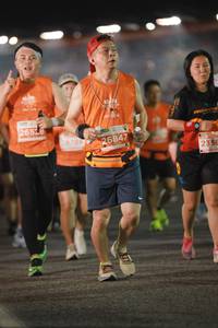 BIB: 26528, 26847, 2355
                            <button type="button" onclick="openModal(14105301)" class="btn btn-primary btn-sm float-right btn-popup" data-toggle="modal" data-target=".modal-high-quality">
                        <i class="fas fa-shopping-cart"></i> Add to Cart
                    </button>
                                            <button type="button" onclick="isThisMe(14105301, true)" class="btn btn-success btn-sm float-right btn-popup btn-isme hidden" data-toggle="tooltip" data-placement="bottom" title="นี่คือรูปของคุณใช่ไหม คลิกที่นี่เพื่อเอาเข้าอัลบั้ม">
                        <i class="fas fa-plus"></i> Add to album
                    </button>
                    <button type="button" onclick="isThisMe(14105301, false)" class="btn btn-warning btn-sm float-right btn-popup btn-isnotme hidden">
                        <i class="fas fa-ban"></i> Remove from album
                    </button>