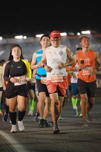 BIB: 2525, 25680, 9242, 254
                            <button type="button" onclick="openModal(14074716)" class="btn btn-primary btn-sm float-right btn-popup" data-toggle="modal" data-target=".modal-high-quality">
                        <i class="fas fa-shopping-cart"></i> Add to Cart
                    </button>
                                            <button type="button" onclick="isThisMe(14074716, true)" class="btn btn-success btn-sm float-right btn-popup btn-isme hidden" data-toggle="tooltip" data-placement="bottom" title="นี่คือรูปของคุณใช่ไหม คลิกที่นี่เพื่อเอาเข้าอัลบั้ม">
                        <i class="fas fa-plus"></i> Add to album
                    </button>
                    <button type="button" onclick="isThisMe(14074716, false)" class="btn btn-warning btn-sm float-right btn-popup btn-isnotme hidden">
                        <i class="fas fa-ban"></i> Remove from album
                    </button>