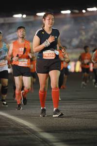 BIB: 78202, 21946
                            <button type="button" onclick="openModal(14114606)" class="btn btn-primary btn-sm float-right btn-popup" data-toggle="modal" data-target=".modal-high-quality">
                        <i class="fas fa-shopping-cart"></i> Add to Cart
                    </button>
                                            <button type="button" onclick="isThisMe(14114606, true)" class="btn btn-success btn-sm float-right btn-popup btn-isme hidden" data-toggle="tooltip" data-placement="bottom" title="นี่คือรูปของคุณใช่ไหม คลิกที่นี่เพื่อเอาเข้าอัลบั้ม">
                        <i class="fas fa-plus"></i> Add to album
                    </button>
                    <button type="button" onclick="isThisMe(14114606, false)" class="btn btn-warning btn-sm float-right btn-popup btn-isnotme hidden">
                        <i class="fas fa-ban"></i> Remove from album
                    </button>