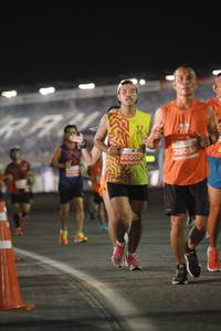 BIB: 20002, 2505
                            <button type="button" onclick="openModal(14046704)" class="btn btn-primary btn-sm float-right btn-popup" data-toggle="modal" data-target=".modal-high-quality">
                        <i class="fas fa-shopping-cart"></i> Add to Cart
                    </button>
                                            <button type="button" onclick="isThisMe(14046704, true)" class="btn btn-success btn-sm float-right btn-popup btn-isme hidden" data-toggle="tooltip" data-placement="bottom" title="นี่คือรูปของคุณใช่ไหม คลิกที่นี่เพื่อเอาเข้าอัลบั้ม">
                        <i class="fas fa-plus"></i> Add to album
                    </button>
                    <button type="button" onclick="isThisMe(14046704, false)" class="btn btn-warning btn-sm float-right btn-popup btn-isnotme hidden">
                        <i class="fas fa-ban"></i> Remove from album
                    </button>