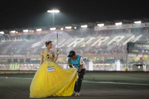 BIB: 76404
                            <button type="button" onclick="openModal(14011320)" class="btn btn-primary btn-sm float-right btn-popup" data-toggle="modal" data-target=".modal-high-quality">
                        <i class="fas fa-shopping-cart"></i> Add to Cart
                    </button>
                                            <button type="button" onclick="isThisMe(14011320, true)" class="btn btn-success btn-sm float-right btn-popup btn-isme hidden" data-toggle="tooltip" data-placement="bottom" title="นี่คือรูปของคุณใช่ไหม คลิกที่นี่เพื่อเอาเข้าอัลบั้ม">
                        <i class="fas fa-plus"></i> Add to album
                    </button>
                    <button type="button" onclick="isThisMe(14011320, false)" class="btn btn-warning btn-sm float-right btn-popup btn-isnotme hidden">
                        <i class="fas fa-ban"></i> Remove from album
                    </button>