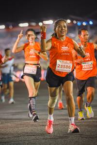 BIB: 23586, 25553, 29029
                            <button type="button" onclick="openModal(15847720)" class="btn btn-primary btn-sm float-right btn-popup" data-toggle="modal" data-target=".modal-high-quality">
                        <i class="fas fa-shopping-cart"></i> Add to Cart
                    </button>
                                            <button type="button" onclick="isThisMe(15847720, true)" class="btn btn-success btn-sm float-right btn-popup btn-isme hidden" data-toggle="tooltip" data-placement="bottom" title="นี่คือรูปของคุณใช่ไหม คลิกที่นี่เพื่อเอาเข้าอัลบั้ม">
                        <i class="fas fa-plus"></i> Add to album
                    </button>
                    <button type="button" onclick="isThisMe(15847720, false)" class="btn btn-warning btn-sm float-right btn-popup btn-isnotme hidden">
                        <i class="fas fa-ban"></i> Remove from album
                    </button>