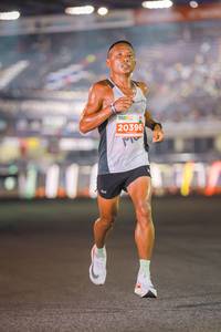 BIB: 20396
                            <button type="button" onclick="openModal(15847267)" class="btn btn-primary btn-sm float-right btn-popup" data-toggle="modal" data-target=".modal-high-quality">
                        <i class="fas fa-shopping-cart"></i> Add to Cart
                    </button>
                                            <button type="button" onclick="isThisMe(15847267, true)" class="btn btn-success btn-sm float-right btn-popup btn-isme hidden" data-toggle="tooltip" data-placement="bottom" title="นี่คือรูปของคุณใช่ไหม คลิกที่นี่เพื่อเอาเข้าอัลบั้ม">
                        <i class="fas fa-plus"></i> Add to album
                    </button>
                    <button type="button" onclick="isThisMe(15847267, false)" class="btn btn-warning btn-sm float-right btn-popup btn-isnotme hidden">
                        <i class="fas fa-ban"></i> Remove from album
                    </button>