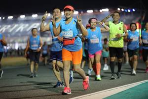 BIB: 14302
                            <button type="button" onclick="openModal(14212213)" class="btn btn-primary btn-sm float-right btn-popup" data-toggle="modal" data-target=".modal-high-quality">
                        <i class="fas fa-shopping-cart"></i> Add to Cart
                    </button>
                                            <button type="button" onclick="isThisMe(14212213, true)" class="btn btn-success btn-sm float-right btn-popup btn-isme hidden" data-toggle="tooltip" data-placement="bottom" title="นี่คือรูปของคุณใช่ไหม คลิกที่นี่เพื่อเอาเข้าอัลบั้ม">
                        <i class="fas fa-plus"></i> Add to album
                    </button>
                    <button type="button" onclick="isThisMe(14212213, false)" class="btn btn-warning btn-sm float-right btn-popup btn-isnotme hidden">
                        <i class="fas fa-ban"></i> Remove from album
                    </button>