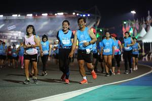 BIB: 14156, 1304, 15027
                            <button type="button" onclick="openModal(14183581)" class="btn btn-primary btn-sm float-right btn-popup" data-toggle="modal" data-target=".modal-high-quality">
                        <i class="fas fa-shopping-cart"></i> Add to Cart
                    </button>
                                            <button type="button" onclick="isThisMe(14183581, true)" class="btn btn-success btn-sm float-right btn-popup btn-isme hidden" data-toggle="tooltip" data-placement="bottom" title="นี่คือรูปของคุณใช่ไหม คลิกที่นี่เพื่อเอาเข้าอัลบั้ม">
                        <i class="fas fa-plus"></i> Add to album
                    </button>
                    <button type="button" onclick="isThisMe(14183581, false)" class="btn btn-warning btn-sm float-right btn-popup btn-isnotme hidden">
                        <i class="fas fa-ban"></i> Remove from album
                    </button>
