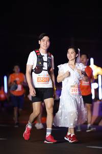 BIB: 27057, 29370
                            <button type="button" onclick="openModal(14334112)" class="btn btn-primary btn-sm float-right btn-popup" data-toggle="modal" data-target=".modal-high-quality">
                        <i class="fas fa-shopping-cart"></i> Add to Cart
                    </button>
                                            <button type="button" onclick="isThisMe(14334112, true)" class="btn btn-success btn-sm float-right btn-popup btn-isme hidden" data-toggle="tooltip" data-placement="bottom" title="นี่คือรูปของคุณใช่ไหม คลิกที่นี่เพื่อเอาเข้าอัลบั้ม">
                        <i class="fas fa-plus"></i> Add to album
                    </button>
                    <button type="button" onclick="isThisMe(14334112, false)" class="btn btn-warning btn-sm float-right btn-popup btn-isnotme hidden">
                        <i class="fas fa-ban"></i> Remove from album
                    </button>