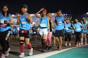 BIB: 714, 91120, 120, 79106
                            <button type="button" onclick="openModal(14215218)" class="btn btn-primary btn-sm float-right btn-popup" data-toggle="modal" data-target=".modal-high-quality">
                        <i class="fas fa-shopping-cart"></i> Add to Cart
                    </button>
                                            <button type="button" onclick="isThisMe(14215218, true)" class="btn btn-success btn-sm float-right btn-popup btn-isme hidden" data-toggle="tooltip" data-placement="bottom" title="นี่คือรูปของคุณใช่ไหม คลิกที่นี่เพื่อเอาเข้าอัลบั้ม">
                        <i class="fas fa-plus"></i> Add to album
                    </button>
                    <button type="button" onclick="isThisMe(14215218, false)" class="btn btn-warning btn-sm float-right btn-popup btn-isnotme hidden">
                        <i class="fas fa-ban"></i> Remove from album
                    </button>