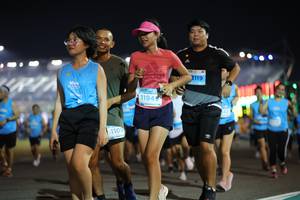 BIB: 3119, 11949, 1101
                            <button type="button" onclick="openModal(14216787)" class="btn btn-primary btn-sm float-right btn-popup" data-toggle="modal" data-target=".modal-high-quality">
                        <i class="fas fa-shopping-cart"></i> Add to Cart
                    </button>
                                            <button type="button" onclick="isThisMe(14216787, true)" class="btn btn-success btn-sm float-right btn-popup btn-isme hidden" data-toggle="tooltip" data-placement="bottom" title="นี่คือรูปของคุณใช่ไหม คลิกที่นี่เพื่อเอาเข้าอัลบั้ม">
                        <i class="fas fa-plus"></i> Add to album
                    </button>
                    <button type="button" onclick="isThisMe(14216787, false)" class="btn btn-warning btn-sm float-right btn-popup btn-isnotme hidden">
                        <i class="fas fa-ban"></i> Remove from album
                    </button>