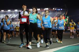 BIB: 14421, 13215, 13687, 0657
                            <button type="button" onclick="openModal(14175229)" class="btn btn-primary btn-sm float-right btn-popup" data-toggle="modal" data-target=".modal-high-quality">
                        <i class="fas fa-shopping-cart"></i> Add to Cart
                    </button>
                                            <button type="button" onclick="isThisMe(14175229, true)" class="btn btn-success btn-sm float-right btn-popup btn-isme hidden" data-toggle="tooltip" data-placement="bottom" title="นี่คือรูปของคุณใช่ไหม คลิกที่นี่เพื่อเอาเข้าอัลบั้ม">
                        <i class="fas fa-plus"></i> Add to album
                    </button>
                    <button type="button" onclick="isThisMe(14175229, false)" class="btn btn-warning btn-sm float-right btn-popup btn-isnotme hidden">
                        <i class="fas fa-ban"></i> Remove from album
                    </button>