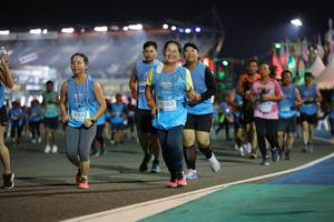 BIB: 562, 1156
                            <button type="button" onclick="openModal(14185035)" class="btn btn-primary btn-sm float-right btn-popup" data-toggle="modal" data-target=".modal-high-quality">
                        <i class="fas fa-shopping-cart"></i> Add to Cart
                    </button>
                                            <button type="button" onclick="isThisMe(14185035, true)" class="btn btn-success btn-sm float-right btn-popup btn-isme hidden" data-toggle="tooltip" data-placement="bottom" title="นี่คือรูปของคุณใช่ไหม คลิกที่นี่เพื่อเอาเข้าอัลบั้ม">
                        <i class="fas fa-plus"></i> Add to album
                    </button>
                    <button type="button" onclick="isThisMe(14185035, false)" class="btn btn-warning btn-sm float-right btn-popup btn-isnotme hidden">
                        <i class="fas fa-ban"></i> Remove from album
                    </button>