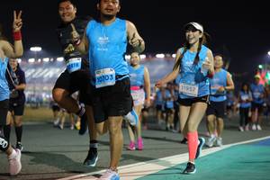 BIB: 0818, 10703, 11957
                            <button type="button" onclick="openModal(14214528)" class="btn btn-primary btn-sm float-right btn-popup" data-toggle="modal" data-target=".modal-high-quality">
                        <i class="fas fa-shopping-cart"></i> Add to Cart
                    </button>
                                            <button type="button" onclick="isThisMe(14214528, true)" class="btn btn-success btn-sm float-right btn-popup btn-isme hidden" data-toggle="tooltip" data-placement="bottom" title="นี่คือรูปของคุณใช่ไหม คลิกที่นี่เพื่อเอาเข้าอัลบั้ม">
                        <i class="fas fa-plus"></i> Add to album
                    </button>
                    <button type="button" onclick="isThisMe(14214528, false)" class="btn btn-warning btn-sm float-right btn-popup btn-isnotme hidden">
                        <i class="fas fa-ban"></i> Remove from album
                    </button>