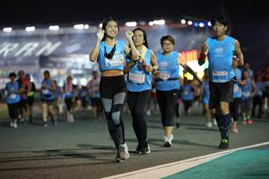 BIB: 115, 76123, 76122
                            <button type="button" onclick="openModal(14184684)" class="btn btn-primary btn-sm float-right btn-popup" data-toggle="modal" data-target=".modal-high-quality">
                        <i class="fas fa-shopping-cart"></i> Add to Cart
                    </button>
                                            <button type="button" onclick="isThisMe(14184684, true)" class="btn btn-success btn-sm float-right btn-popup btn-isme hidden" data-toggle="tooltip" data-placement="bottom" title="นี่คือรูปของคุณใช่ไหม คลิกที่นี่เพื่อเอาเข้าอัลบั้ม">
                        <i class="fas fa-plus"></i> Add to album
                    </button>
                    <button type="button" onclick="isThisMe(14184684, false)" class="btn btn-warning btn-sm float-right btn-popup btn-isnotme hidden">
                        <i class="fas fa-ban"></i> Remove from album
                    </button>