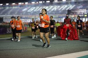 BIB: 176
                            <button type="button" onclick="openModal(14540070)" class="btn btn-primary btn-sm float-right btn-popup" data-toggle="modal" data-target=".modal-high-quality">
                        <i class="fas fa-shopping-cart"></i> Add to Cart
                    </button>
                                            <button type="button" onclick="isThisMe(14540070, true)" class="btn btn-success btn-sm float-right btn-popup btn-isme hidden" data-toggle="tooltip" data-placement="bottom" title="นี่คือรูปของคุณใช่ไหม คลิกที่นี่เพื่อเอาเข้าอัลบั้ม">
                        <i class="fas fa-plus"></i> Add to album
                    </button>
                    <button type="button" onclick="isThisMe(14540070, false)" class="btn btn-warning btn-sm float-right btn-popup btn-isnotme hidden">
                        <i class="fas fa-ban"></i> Remove from album
                    </button>