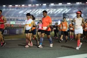 BIB: 23069, 22597, 208
                            <button type="button" onclick="openModal(14538044)" class="btn btn-primary btn-sm float-right btn-popup" data-toggle="modal" data-target=".modal-high-quality">
                        <i class="fas fa-shopping-cart"></i> Add to Cart
                    </button>
                                            <button type="button" onclick="isThisMe(14538044, true)" class="btn btn-success btn-sm float-right btn-popup btn-isme hidden" data-toggle="tooltip" data-placement="bottom" title="นี่คือรูปของคุณใช่ไหม คลิกที่นี่เพื่อเอาเข้าอัลบั้ม">
                        <i class="fas fa-plus"></i> Add to album
                    </button>
                    <button type="button" onclick="isThisMe(14538044, false)" class="btn btn-warning btn-sm float-right btn-popup btn-isnotme hidden">
                        <i class="fas fa-ban"></i> Remove from album
                    </button>