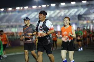 BIB: 203, 22961
                            <button type="button" onclick="openModal(14499619)" class="btn btn-primary btn-sm float-right btn-popup" data-toggle="modal" data-target=".modal-high-quality">
                        <i class="fas fa-shopping-cart"></i> Add to Cart
                    </button>
                                            <button type="button" onclick="isThisMe(14499619, true)" class="btn btn-success btn-sm float-right btn-popup btn-isme hidden" data-toggle="tooltip" data-placement="bottom" title="นี่คือรูปของคุณใช่ไหม คลิกที่นี่เพื่อเอาเข้าอัลบั้ม">
                        <i class="fas fa-plus"></i> Add to album
                    </button>
                    <button type="button" onclick="isThisMe(14499619, false)" class="btn btn-warning btn-sm float-right btn-popup btn-isnotme hidden">
                        <i class="fas fa-ban"></i> Remove from album
                    </button>