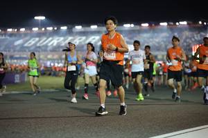 BIB: 28762
                            <button type="button" onclick="openModal(14583713)" class="btn btn-primary btn-sm float-right btn-popup" data-toggle="modal" data-target=".modal-high-quality">
                        <i class="fas fa-shopping-cart"></i> Add to Cart
                    </button>
                                            <button type="button" onclick="isThisMe(14583713, true)" class="btn btn-success btn-sm float-right btn-popup btn-isme hidden" data-toggle="tooltip" data-placement="bottom" title="นี่คือรูปของคุณใช่ไหม คลิกที่นี่เพื่อเอาเข้าอัลบั้ม">
                        <i class="fas fa-plus"></i> Add to album
                    </button>
                    <button type="button" onclick="isThisMe(14583713, false)" class="btn btn-warning btn-sm float-right btn-popup btn-isnotme hidden">
                        <i class="fas fa-ban"></i> Remove from album
                    </button>