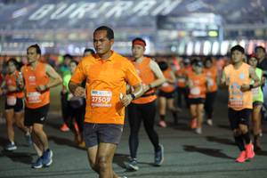 BIB: 27509
                            <button type="button" onclick="openModal(14396923)" class="btn btn-primary btn-sm float-right btn-popup" data-toggle="modal" data-target=".modal-high-quality">
                        <i class="fas fa-shopping-cart"></i> Add to Cart
                    </button>
                                            <button type="button" onclick="isThisMe(14396923, true)" class="btn btn-success btn-sm float-right btn-popup btn-isme hidden" data-toggle="tooltip" data-placement="bottom" title="นี่คือรูปของคุณใช่ไหม คลิกที่นี่เพื่อเอาเข้าอัลบั้ม">
                        <i class="fas fa-plus"></i> Add to album
                    </button>
                    <button type="button" onclick="isThisMe(14396923, false)" class="btn btn-warning btn-sm float-right btn-popup btn-isnotme hidden">
                        <i class="fas fa-ban"></i> Remove from album
                    </button>