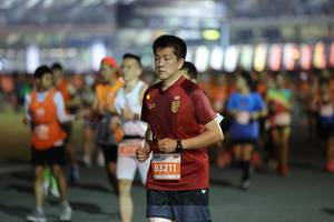 BIB: 93211
                            <button type="button" onclick="openModal(14637888)" class="btn btn-primary btn-sm float-right btn-popup" data-toggle="modal" data-target=".modal-high-quality">
                        <i class="fas fa-shopping-cart"></i> Add to Cart
                    </button>
                                            <button type="button" onclick="isThisMe(14637888, true)" class="btn btn-success btn-sm float-right btn-popup btn-isme hidden" data-toggle="tooltip" data-placement="bottom" title="นี่คือรูปของคุณใช่ไหม คลิกที่นี่เพื่อเอาเข้าอัลบั้ม">
                        <i class="fas fa-plus"></i> Add to album
                    </button>
                    <button type="button" onclick="isThisMe(14637888, false)" class="btn btn-warning btn-sm float-right btn-popup btn-isnotme hidden">
                        <i class="fas fa-ban"></i> Remove from album
                    </button>