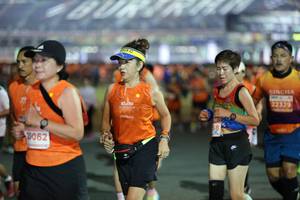 BIB: 22329, 062
                            <button type="button" onclick="openModal(14416055)" class="btn btn-primary btn-sm float-right btn-popup" data-toggle="modal" data-target=".modal-high-quality">
                        <i class="fas fa-shopping-cart"></i> Add to Cart
                    </button>
                                            <button type="button" onclick="isThisMe(14416055, true)" class="btn btn-success btn-sm float-right btn-popup btn-isme hidden" data-toggle="tooltip" data-placement="bottom" title="นี่คือรูปของคุณใช่ไหม คลิกที่นี่เพื่อเอาเข้าอัลบั้ม">
                        <i class="fas fa-plus"></i> Add to album
                    </button>
                    <button type="button" onclick="isThisMe(14416055, false)" class="btn btn-warning btn-sm float-right btn-popup btn-isnotme hidden">
                        <i class="fas fa-ban"></i> Remove from album
                    </button>