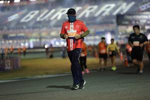 BIB: 21555
                            <button type="button" onclick="openModal(14551149)" class="btn btn-primary btn-sm float-right btn-popup" data-toggle="modal" data-target=".modal-high-quality">
                        <i class="fas fa-shopping-cart"></i> Add to Cart
                    </button>
                                            <button type="button" onclick="isThisMe(14551149, true)" class="btn btn-success btn-sm float-right btn-popup btn-isme hidden" data-toggle="tooltip" data-placement="bottom" title="นี่คือรูปของคุณใช่ไหม คลิกที่นี่เพื่อเอาเข้าอัลบั้ม">
                        <i class="fas fa-plus"></i> Add to album
                    </button>
                    <button type="button" onclick="isThisMe(14551149, false)" class="btn btn-warning btn-sm float-right btn-popup btn-isnotme hidden">
                        <i class="fas fa-ban"></i> Remove from album
                    </button>