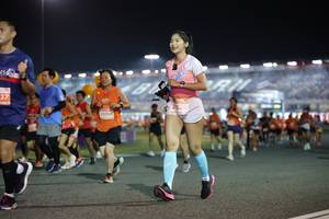 BIB: 215, 23088
                            <button type="button" onclick="openModal(14574824)" class="btn btn-primary btn-sm float-right btn-popup" data-toggle="modal" data-target=".modal-high-quality">
                        <i class="fas fa-shopping-cart"></i> Add to Cart
                    </button>
                                            <button type="button" onclick="isThisMe(14574824, true)" class="btn btn-success btn-sm float-right btn-popup btn-isme hidden" data-toggle="tooltip" data-placement="bottom" title="นี่คือรูปของคุณใช่ไหม คลิกที่นี่เพื่อเอาเข้าอัลบั้ม">
                        <i class="fas fa-plus"></i> Add to album
                    </button>
                    <button type="button" onclick="isThisMe(14574824, false)" class="btn btn-warning btn-sm float-right btn-popup btn-isnotme hidden">
                        <i class="fas fa-ban"></i> Remove from album
                    </button>