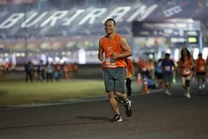 BIB: 26767
                            <button type="button" onclick="openModal(14548653)" class="btn btn-primary btn-sm float-right btn-popup" data-toggle="modal" data-target=".modal-high-quality">
                        <i class="fas fa-shopping-cart"></i> Add to Cart
                    </button>
                                            <button type="button" onclick="isThisMe(14548653, true)" class="btn btn-success btn-sm float-right btn-popup btn-isme hidden" data-toggle="tooltip" data-placement="bottom" title="นี่คือรูปของคุณใช่ไหม คลิกที่นี่เพื่อเอาเข้าอัลบั้ม">
                        <i class="fas fa-plus"></i> Add to album
                    </button>
                    <button type="button" onclick="isThisMe(14548653, false)" class="btn btn-warning btn-sm float-right btn-popup btn-isnotme hidden">
                        <i class="fas fa-ban"></i> Remove from album
                    </button>