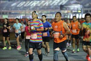 BIB: 21352, 0042, 23116, 21560
                            <button type="button" onclick="openModal(14413434)" class="btn btn-primary btn-sm float-right btn-popup" data-toggle="modal" data-target=".modal-high-quality">
                        <i class="fas fa-shopping-cart"></i> Add to Cart
                    </button>
                                            <button type="button" onclick="isThisMe(14413434, true)" class="btn btn-success btn-sm float-right btn-popup btn-isme hidden" data-toggle="tooltip" data-placement="bottom" title="นี่คือรูปของคุณใช่ไหม คลิกที่นี่เพื่อเอาเข้าอัลบั้ม">
                        <i class="fas fa-plus"></i> Add to album
                    </button>
                    <button type="button" onclick="isThisMe(14413434, false)" class="btn btn-warning btn-sm float-right btn-popup btn-isnotme hidden">
                        <i class="fas fa-ban"></i> Remove from album
                    </button>