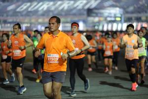 BIB: 1091, 27509
                            <button type="button" onclick="openModal(14396889)" class="btn btn-primary btn-sm float-right btn-popup" data-toggle="modal" data-target=".modal-high-quality">
                        <i class="fas fa-shopping-cart"></i> Add to Cart
                    </button>
                                            <button type="button" onclick="isThisMe(14396889, true)" class="btn btn-success btn-sm float-right btn-popup btn-isme hidden" data-toggle="tooltip" data-placement="bottom" title="นี่คือรูปของคุณใช่ไหม คลิกที่นี่เพื่อเอาเข้าอัลบั้ม">
                        <i class="fas fa-plus"></i> Add to album
                    </button>
                    <button type="button" onclick="isThisMe(14396889, false)" class="btn btn-warning btn-sm float-right btn-popup btn-isnotme hidden">
                        <i class="fas fa-ban"></i> Remove from album
                    </button>