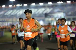 BIB: 25841
                            <button type="button" onclick="openModal(14419619)" class="btn btn-primary btn-sm float-right btn-popup" data-toggle="modal" data-target=".modal-high-quality">
                        <i class="fas fa-shopping-cart"></i> Add to Cart
                    </button>
                                            <button type="button" onclick="isThisMe(14419619, true)" class="btn btn-success btn-sm float-right btn-popup btn-isme hidden" data-toggle="tooltip" data-placement="bottom" title="นี่คือรูปของคุณใช่ไหม คลิกที่นี่เพื่อเอาเข้าอัลบั้ม">
                        <i class="fas fa-plus"></i> Add to album
                    </button>
                    <button type="button" onclick="isThisMe(14419619, false)" class="btn btn-warning btn-sm float-right btn-popup btn-isnotme hidden">
                        <i class="fas fa-ban"></i> Remove from album
                    </button>