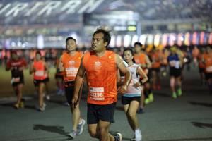 BIB: 22298
                            <button type="button" onclick="openModal(14620186)" class="btn btn-primary btn-sm float-right btn-popup" data-toggle="modal" data-target=".modal-high-quality">
                        <i class="fas fa-shopping-cart"></i> Add to Cart
                    </button>
                                            <button type="button" onclick="isThisMe(14620186, true)" class="btn btn-success btn-sm float-right btn-popup btn-isme hidden" data-toggle="tooltip" data-placement="bottom" title="นี่คือรูปของคุณใช่ไหม คลิกที่นี่เพื่อเอาเข้าอัลบั้ม">
                        <i class="fas fa-plus"></i> Add to album
                    </button>
                    <button type="button" onclick="isThisMe(14620186, false)" class="btn btn-warning btn-sm float-right btn-popup btn-isnotme hidden">
                        <i class="fas fa-ban"></i> Remove from album
                    </button>