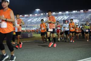 BIB: 292, 26147, 23585, 
                            <button type="button" onclick="openModal(14605752)" class="btn btn-primary btn-sm float-right btn-popup" data-toggle="modal" data-target=".modal-high-quality">
                        <i class="fas fa-shopping-cart"></i> Add to Cart
                    </button>
                                            <button type="button" onclick="isThisMe(14605752, true)" class="btn btn-success btn-sm float-right btn-popup btn-isme hidden" data-toggle="tooltip" data-placement="bottom" title="นี่คือรูปของคุณใช่ไหม คลิกที่นี่เพื่อเอาเข้าอัลบั้ม">
                        <i class="fas fa-plus"></i> Add to album
                    </button>
                    <button type="button" onclick="isThisMe(14605752, false)" class="btn btn-warning btn-sm float-right btn-popup btn-isnotme hidden">
                        <i class="fas fa-ban"></i> Remove from album
                    </button>