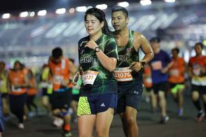 BIB: 4137, 22070
                            <button type="button" onclick="openModal(14507631)" class="btn btn-primary btn-sm float-right btn-popup" data-toggle="modal" data-target=".modal-high-quality">
                        <i class="fas fa-shopping-cart"></i> Add to Cart
                    </button>
                                            <button type="button" onclick="isThisMe(14507631, true)" class="btn btn-success btn-sm float-right btn-popup btn-isme hidden" data-toggle="tooltip" data-placement="bottom" title="นี่คือรูปของคุณใช่ไหม คลิกที่นี่เพื่อเอาเข้าอัลบั้ม">
                        <i class="fas fa-plus"></i> Add to album
                    </button>
                    <button type="button" onclick="isThisMe(14507631, false)" class="btn btn-warning btn-sm float-right btn-popup btn-isnotme hidden">
                        <i class="fas fa-ban"></i> Remove from album
                    </button>