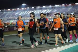 BIB: 8534, 29329, 29186
                            <button type="button" onclick="openModal(14519652)" class="btn btn-primary btn-sm float-right btn-popup" data-toggle="modal" data-target=".modal-high-quality">
                        <i class="fas fa-shopping-cart"></i> Add to Cart
                    </button>
                                            <button type="button" onclick="isThisMe(14519652, true)" class="btn btn-success btn-sm float-right btn-popup btn-isme hidden" data-toggle="tooltip" data-placement="bottom" title="นี่คือรูปของคุณใช่ไหม คลิกที่นี่เพื่อเอาเข้าอัลบั้ม">
                        <i class="fas fa-plus"></i> Add to album
                    </button>
                    <button type="button" onclick="isThisMe(14519652, false)" class="btn btn-warning btn-sm float-right btn-popup btn-isnotme hidden">
                        <i class="fas fa-ban"></i> Remove from album
                    </button>