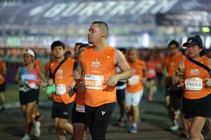 BIB: 23062, 25056, 882
                            <button type="button" onclick="openModal(14414865)" class="btn btn-primary btn-sm float-right btn-popup" data-toggle="modal" data-target=".modal-high-quality">
                        <i class="fas fa-shopping-cart"></i> Add to Cart
                    </button>
                                            <button type="button" onclick="isThisMe(14414865, true)" class="btn btn-success btn-sm float-right btn-popup btn-isme hidden" data-toggle="tooltip" data-placement="bottom" title="นี่คือรูปของคุณใช่ไหม คลิกที่นี่เพื่อเอาเข้าอัลบั้ม">
                        <i class="fas fa-plus"></i> Add to album
                    </button>
                    <button type="button" onclick="isThisMe(14414865, false)" class="btn btn-warning btn-sm float-right btn-popup btn-isnotme hidden">
                        <i class="fas fa-ban"></i> Remove from album
                    </button>