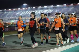 BIB: 28634, 29329, 29186
                            <button type="button" onclick="openModal(14519665)" class="btn btn-primary btn-sm float-right btn-popup" data-toggle="modal" data-target=".modal-high-quality">
                        <i class="fas fa-shopping-cart"></i> Add to Cart
                    </button>
                                            <button type="button" onclick="isThisMe(14519665, true)" class="btn btn-success btn-sm float-right btn-popup btn-isme hidden" data-toggle="tooltip" data-placement="bottom" title="นี่คือรูปของคุณใช่ไหม คลิกที่นี่เพื่อเอาเข้าอัลบั้ม">
                        <i class="fas fa-plus"></i> Add to album
                    </button>
                    <button type="button" onclick="isThisMe(14519665, false)" class="btn btn-warning btn-sm float-right btn-popup btn-isnotme hidden">
                        <i class="fas fa-ban"></i> Remove from album
                    </button>