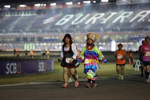 BIB: 295, 492
                            <button type="button" onclick="openModal(14541930)" class="btn btn-primary btn-sm float-right btn-popup" data-toggle="modal" data-target=".modal-high-quality">
                        <i class="fas fa-shopping-cart"></i> Add to Cart
                    </button>
                                            <button type="button" onclick="isThisMe(14541930, true)" class="btn btn-success btn-sm float-right btn-popup btn-isme hidden" data-toggle="tooltip" data-placement="bottom" title="นี่คือรูปของคุณใช่ไหม คลิกที่นี่เพื่อเอาเข้าอัลบั้ม">
                        <i class="fas fa-plus"></i> Add to album
                    </button>
                    <button type="button" onclick="isThisMe(14541930, false)" class="btn btn-warning btn-sm float-right btn-popup btn-isnotme hidden">
                        <i class="fas fa-ban"></i> Remove from album
                    </button>