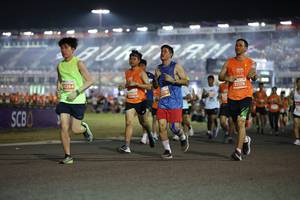 BIB: 0264, 21178, 29206
                            <button type="button" onclick="openModal(14578284)" class="btn btn-primary btn-sm float-right btn-popup" data-toggle="modal" data-target=".modal-high-quality">
                        <i class="fas fa-shopping-cart"></i> Add to Cart
                    </button>
                                            <button type="button" onclick="isThisMe(14578284, true)" class="btn btn-success btn-sm float-right btn-popup btn-isme hidden" data-toggle="tooltip" data-placement="bottom" title="นี่คือรูปของคุณใช่ไหม คลิกที่นี่เพื่อเอาเข้าอัลบั้ม">
                        <i class="fas fa-plus"></i> Add to album
                    </button>
                    <button type="button" onclick="isThisMe(14578284, false)" class="btn btn-warning btn-sm float-right btn-popup btn-isnotme hidden">
                        <i class="fas fa-ban"></i> Remove from album
                    </button>