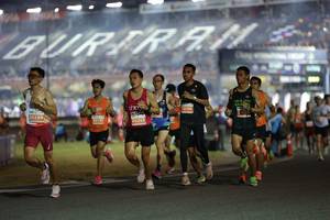 BIB: 20196, 20299, 20255
                            <button type="button" onclick="openModal(14515558)" class="btn btn-primary btn-sm float-right btn-popup" data-toggle="modal" data-target=".modal-high-quality">
                        <i class="fas fa-shopping-cart"></i> Add to Cart
                    </button>
                                            <button type="button" onclick="isThisMe(14515558, true)" class="btn btn-success btn-sm float-right btn-popup btn-isme hidden" data-toggle="tooltip" data-placement="bottom" title="นี่คือรูปของคุณใช่ไหม คลิกที่นี่เพื่อเอาเข้าอัลบั้ม">
                        <i class="fas fa-plus"></i> Add to album
                    </button>
                    <button type="button" onclick="isThisMe(14515558, false)" class="btn btn-warning btn-sm float-right btn-popup btn-isnotme hidden">
                        <i class="fas fa-ban"></i> Remove from album
                    </button>