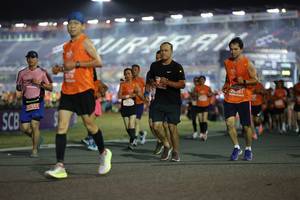 BIB: 26261
                            <button type="button" onclick="openModal(14601492)" class="btn btn-primary btn-sm float-right btn-popup" data-toggle="modal" data-target=".modal-high-quality">
                        <i class="fas fa-shopping-cart"></i> Add to Cart
                    </button>
                                            <button type="button" onclick="isThisMe(14601492, true)" class="btn btn-success btn-sm float-right btn-popup btn-isme hidden" data-toggle="tooltip" data-placement="bottom" title="นี่คือรูปของคุณใช่ไหม คลิกที่นี่เพื่อเอาเข้าอัลบั้ม">
                        <i class="fas fa-plus"></i> Add to album
                    </button>
                    <button type="button" onclick="isThisMe(14601492, false)" class="btn btn-warning btn-sm float-right btn-popup btn-isnotme hidden">
                        <i class="fas fa-ban"></i> Remove from album
                    </button>