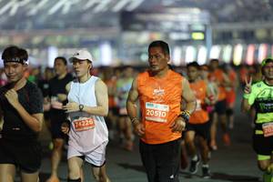 BIB: 20510, 74226
                            <button type="button" onclick="openModal(14626675)" class="btn btn-primary btn-sm float-right btn-popup" data-toggle="modal" data-target=".modal-high-quality">
                        <i class="fas fa-shopping-cart"></i> Add to Cart
                    </button>
                                            <button type="button" onclick="isThisMe(14626675, true)" class="btn btn-success btn-sm float-right btn-popup btn-isme hidden" data-toggle="tooltip" data-placement="bottom" title="นี่คือรูปของคุณใช่ไหม คลิกที่นี่เพื่อเอาเข้าอัลบั้ม">
                        <i class="fas fa-plus"></i> Add to album
                    </button>
                    <button type="button" onclick="isThisMe(14626675, false)" class="btn btn-warning btn-sm float-right btn-popup btn-isnotme hidden">
                        <i class="fas fa-ban"></i> Remove from album
                    </button>