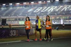 BIB: 912
                            <button type="button" onclick="openModal(14564383)" class="btn btn-primary btn-sm float-right btn-popup" data-toggle="modal" data-target=".modal-high-quality">
                        <i class="fas fa-shopping-cart"></i> Add to Cart
                    </button>
                                            <button type="button" onclick="isThisMe(14564383, true)" class="btn btn-success btn-sm float-right btn-popup btn-isme hidden" data-toggle="tooltip" data-placement="bottom" title="นี่คือรูปของคุณใช่ไหม คลิกที่นี่เพื่อเอาเข้าอัลบั้ม">
                        <i class="fas fa-plus"></i> Add to album
                    </button>
                    <button type="button" onclick="isThisMe(14564383, false)" class="btn btn-warning btn-sm float-right btn-popup btn-isnotme hidden">
                        <i class="fas fa-ban"></i> Remove from album
                    </button>