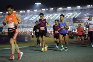 BIB: 20005, 20052, 0730
                            <button type="button" onclick="openModal(14555719)" class="btn btn-primary btn-sm float-right btn-popup" data-toggle="modal" data-target=".modal-high-quality">
                        <i class="fas fa-shopping-cart"></i> Add to Cart
                    </button>
                                            <button type="button" onclick="isThisMe(14555719, true)" class="btn btn-success btn-sm float-right btn-popup btn-isme hidden" data-toggle="tooltip" data-placement="bottom" title="นี่คือรูปของคุณใช่ไหม คลิกที่นี่เพื่อเอาเข้าอัลบั้ม">
                        <i class="fas fa-plus"></i> Add to album
                    </button>
                    <button type="button" onclick="isThisMe(14555719, false)" class="btn btn-warning btn-sm float-right btn-popup btn-isnotme hidden">
                        <i class="fas fa-ban"></i> Remove from album
                    </button>