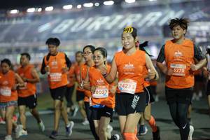 BIB: 5279, 24233, 28027
                            <button type="button" onclick="openModal(14447908)" class="btn btn-primary btn-sm float-right btn-popup" data-toggle="modal" data-target=".modal-high-quality">
                        <i class="fas fa-shopping-cart"></i> Add to Cart
                    </button>
                                            <button type="button" onclick="isThisMe(14447908, true)" class="btn btn-success btn-sm float-right btn-popup btn-isme hidden" data-toggle="tooltip" data-placement="bottom" title="นี่คือรูปของคุณใช่ไหม คลิกที่นี่เพื่อเอาเข้าอัลบั้ม">
                        <i class="fas fa-plus"></i> Add to album
                    </button>
                    <button type="button" onclick="isThisMe(14447908, false)" class="btn btn-warning btn-sm float-right btn-popup btn-isnotme hidden">
                        <i class="fas fa-ban"></i> Remove from album
                    </button>