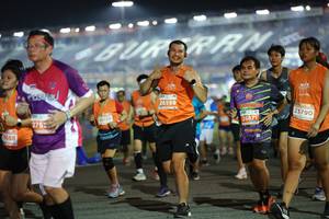 BIB: 26599, 23790, 130, 26871, 2752, 6688
                            <button type="button" onclick="openModal(14488629)" class="btn btn-primary btn-sm float-right btn-popup" data-toggle="modal" data-target=".modal-high-quality">
                        <i class="fas fa-shopping-cart"></i> Add to Cart
                    </button>
                                            <button type="button" onclick="isThisMe(14488629, true)" class="btn btn-success btn-sm float-right btn-popup btn-isme hidden" data-toggle="tooltip" data-placement="bottom" title="นี่คือรูปของคุณใช่ไหม คลิกที่นี่เพื่อเอาเข้าอัลบั้ม">
                        <i class="fas fa-plus"></i> Add to album
                    </button>
                    <button type="button" onclick="isThisMe(14488629, false)" class="btn btn-warning btn-sm float-right btn-popup btn-isnotme hidden">
                        <i class="fas fa-ban"></i> Remove from album
                    </button>