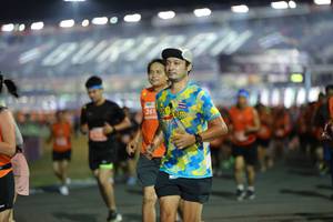 BIB: 261
                            <button type="button" onclick="openModal(14425483)" class="btn btn-primary btn-sm float-right btn-popup" data-toggle="modal" data-target=".modal-high-quality">
                        <i class="fas fa-shopping-cart"></i> Add to Cart
                    </button>
                                            <button type="button" onclick="isThisMe(14425483, true)" class="btn btn-success btn-sm float-right btn-popup btn-isme hidden" data-toggle="tooltip" data-placement="bottom" title="นี่คือรูปของคุณใช่ไหม คลิกที่นี่เพื่อเอาเข้าอัลบั้ม">
                        <i class="fas fa-plus"></i> Add to album
                    </button>
                    <button type="button" onclick="isThisMe(14425483, false)" class="btn btn-warning btn-sm float-right btn-popup btn-isnotme hidden">
                        <i class="fas fa-ban"></i> Remove from album
                    </button>