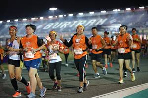 BIB: 76204, 29393, 27855, 2859, 1203
                            <button type="button" onclick="openModal(14521399)" class="btn btn-primary btn-sm float-right btn-popup" data-toggle="modal" data-target=".modal-high-quality">
                        <i class="fas fa-shopping-cart"></i> Add to Cart
                    </button>
                                            <button type="button" onclick="isThisMe(14521399, true)" class="btn btn-success btn-sm float-right btn-popup btn-isme hidden" data-toggle="tooltip" data-placement="bottom" title="นี่คือรูปของคุณใช่ไหม คลิกที่นี่เพื่อเอาเข้าอัลบั้ม">
                        <i class="fas fa-plus"></i> Add to album
                    </button>
                    <button type="button" onclick="isThisMe(14521399, false)" class="btn btn-warning btn-sm float-right btn-popup btn-isnotme hidden">
                        <i class="fas fa-ban"></i> Remove from album
                    </button>