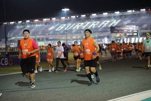 BIB: 2137, 898
                            <button type="button" onclick="openModal(14532285)" class="btn btn-primary btn-sm float-right btn-popup" data-toggle="modal" data-target=".modal-high-quality">
                        <i class="fas fa-shopping-cart"></i> Add to Cart
                    </button>
                                            <button type="button" onclick="isThisMe(14532285, true)" class="btn btn-success btn-sm float-right btn-popup btn-isme hidden" data-toggle="tooltip" data-placement="bottom" title="นี่คือรูปของคุณใช่ไหม คลิกที่นี่เพื่อเอาเข้าอัลบั้ม">
                        <i class="fas fa-plus"></i> Add to album
                    </button>
                    <button type="button" onclick="isThisMe(14532285, false)" class="btn btn-warning btn-sm float-right btn-popup btn-isnotme hidden">
                        <i class="fas fa-ban"></i> Remove from album
                    </button>