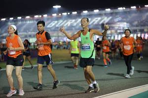 BIB: 967, 3932, 41341
                            <button type="button" onclick="openModal(14535811)" class="btn btn-primary btn-sm float-right btn-popup" data-toggle="modal" data-target=".modal-high-quality">
                        <i class="fas fa-shopping-cart"></i> Add to Cart
                    </button>
                                            <button type="button" onclick="isThisMe(14535811, true)" class="btn btn-success btn-sm float-right btn-popup btn-isme hidden" data-toggle="tooltip" data-placement="bottom" title="นี่คือรูปของคุณใช่ไหม คลิกที่นี่เพื่อเอาเข้าอัลบั้ม">
                        <i class="fas fa-plus"></i> Add to album
                    </button>
                    <button type="button" onclick="isThisMe(14535811, false)" class="btn btn-warning btn-sm float-right btn-popup btn-isnotme hidden">
                        <i class="fas fa-ban"></i> Remove from album
                    </button>