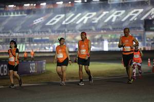 BIB: 26285, 8765, 214, 8394
                            <button type="button" onclick="openModal(14557206)" class="btn btn-primary btn-sm float-right btn-popup" data-toggle="modal" data-target=".modal-high-quality">
                        <i class="fas fa-shopping-cart"></i> Add to Cart
                    </button>
                                            <button type="button" onclick="isThisMe(14557206, true)" class="btn btn-success btn-sm float-right btn-popup btn-isme hidden" data-toggle="tooltip" data-placement="bottom" title="นี่คือรูปของคุณใช่ไหม คลิกที่นี่เพื่อเอาเข้าอัลบั้ม">
                        <i class="fas fa-plus"></i> Add to album
                    </button>
                    <button type="button" onclick="isThisMe(14557206, false)" class="btn btn-warning btn-sm float-right btn-popup btn-isnotme hidden">
                        <i class="fas fa-ban"></i> Remove from album
                    </button>